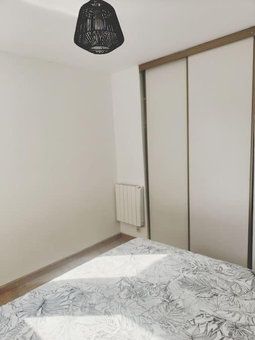 Beau Duplex Familial Avec Jardin Cloture Apartment ดูแวนน์ ภายนอก รูปภาพ